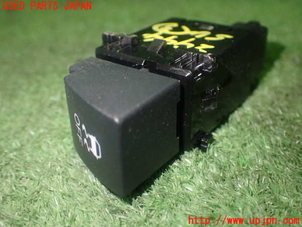 1UPJ-29946308]フォレスター(SKE)スイッチ3 (VSC OFF) 中古_m0002.jpg