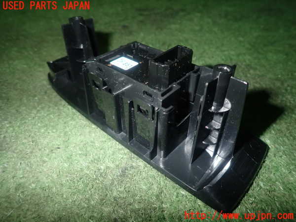 1UPJ-29946245]フォレスター(SKE)左前パワーウィンドウスイッチ 中古_m0002.jpg