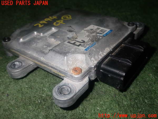 5UPJ-29946148]フォレスター(SKE)コンピューター3 中古_m0002.jpg
