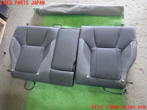 5UPJ-29947385]フォレスター(SKE)リアシート 中古_m0004.jpg