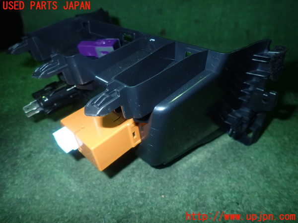 1UPJ-29947549]フォレスター(SKE)コンソール 中古_m0002.jpg
