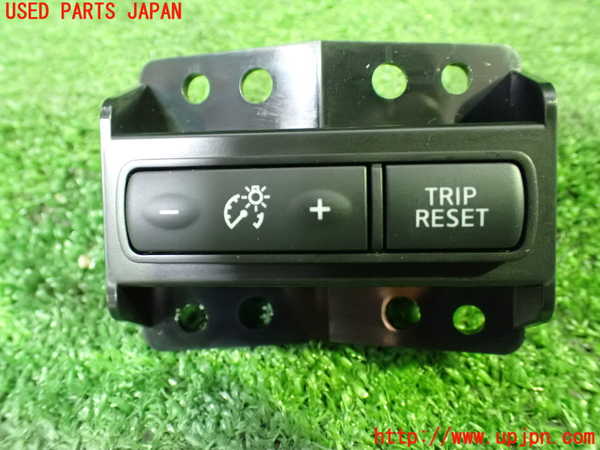 1UPJ-29956312]エクストレイル(NT32)スイッチ7 (照度調節・TRIP RESET) 中古_m0001.jpg