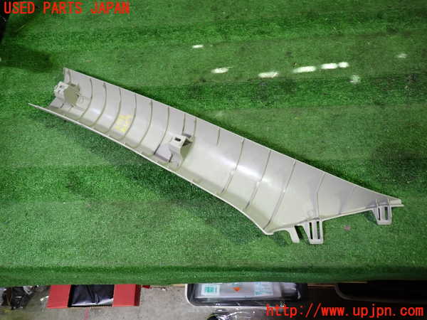 1UPJ-29957655]エクストレイル(NT32)右フロントピラートリム 中古_m0002.jpg