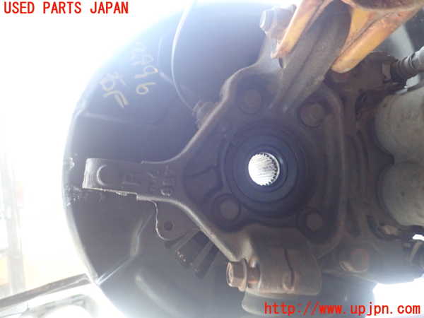 1UPJ-29964290]レヴォーグ(VM4)右フロントナックルハブ 中古_m0001.jpg