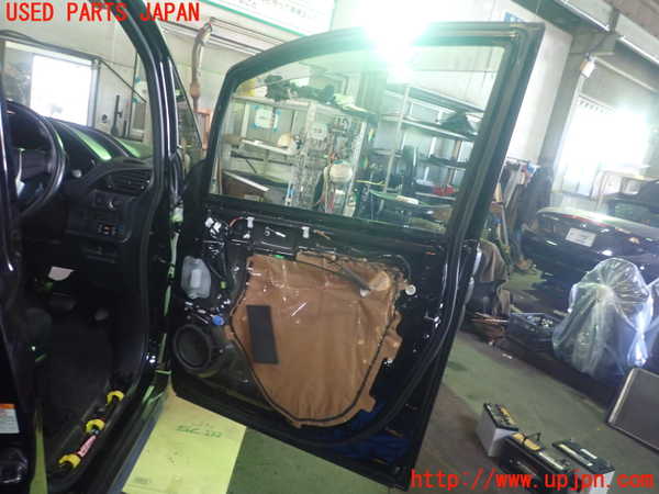 1UPJ-29971230]ヴォクシー(ノア)(ZRR80W)右前ドア NSG M3O5 中古_m0004.jpg