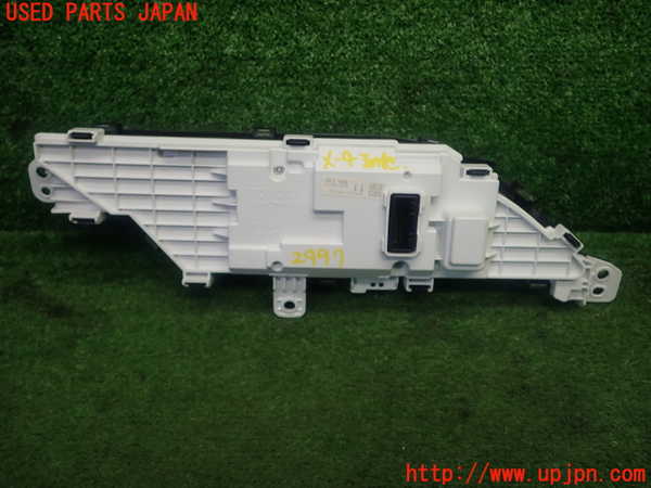 1UPJ-29976239]ヴォクシー(ノア)(ZRR80W)メーター・その他 中古_m0002.jpg