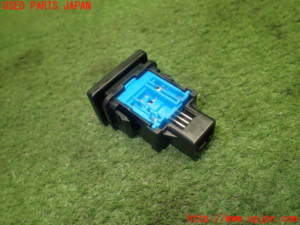 1UPJ-29976309]ヴォクシー(ノア)(ZRR80W)スイッチ4 (アイドリングストップOFF) 中古_m0003.jpg