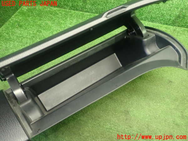 1UPJ-29977516]ヴォクシー(ノア)(ZRR80W)グローブボックス1 中古_m0005.jpg