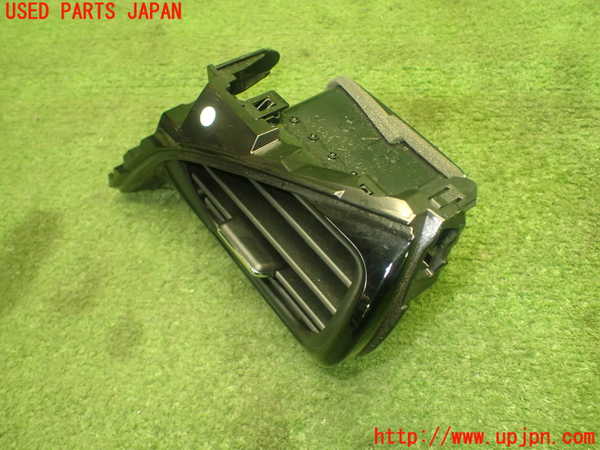 1UPJ-29977526]ヴォクシー(ノア)(ZRR80W)エアコン吹き出し口1 (右) 中古_m0002.jpg
