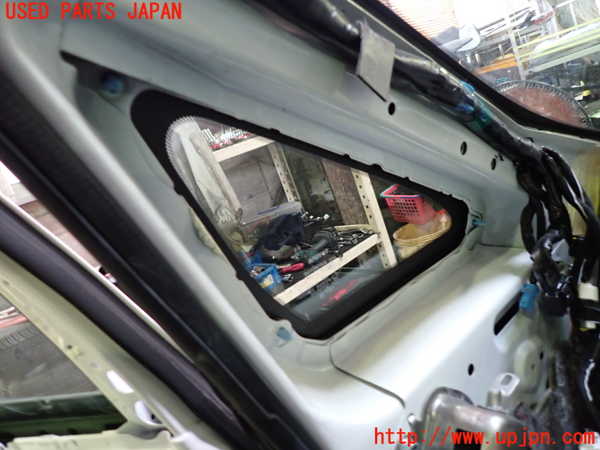 1UPJ-29981202]エスティマ(ACR50W)左フロント三角窓ガラス 中古 AGC M2H3 43R-00033_m0002.jpg