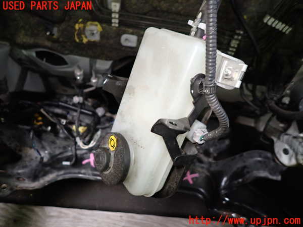 1UPJ-29984050]エスティマ(ACR50W)ブレーキマスターシリンダー 中古_m0002.jpg