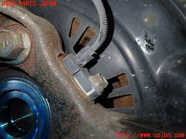 5UPJ-29984290]エスティマ(ACR50W)右フロントナックルハブ 中古_m0002.jpg