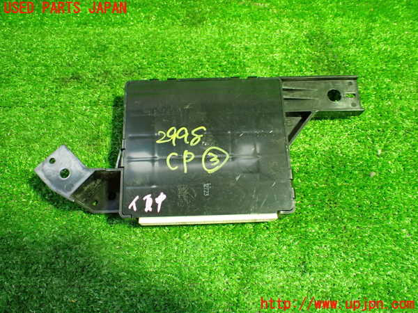 5UPJ-29986148]エスティマ(ACR50W)コンピューター3 中古 88650-28D10_m0003.jpg