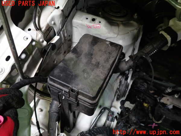 1UPJ-29986742]エスティマ(ACR50W)ヒューズボックス2 中古_m0001.jpg