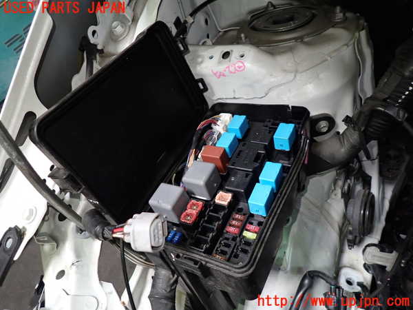 1UPJ-29986742]エスティマ(ACR50W)ヒューズボックス2 中古_m0002.jpg