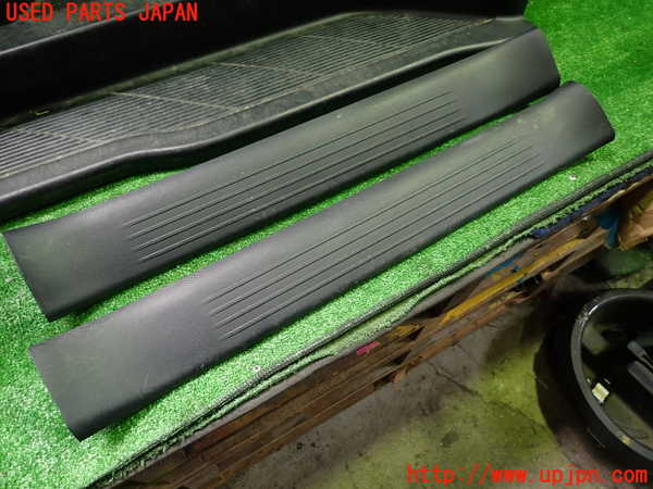 1UPJ-29987740]エスティマ(ACR50W)スカッフプレート 中古_m0003.jpg