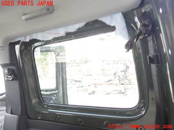 1UPJ-29991380]ジムニー(JB64W)右クォーターガラス M260 中古_m0002.jpg