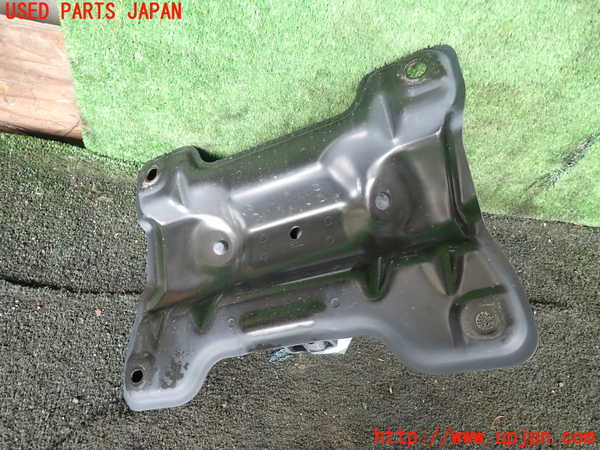 1UPJ-29991700]ジムニー(JB64W)スペアタイヤキャリア 中古_m0002.jpg