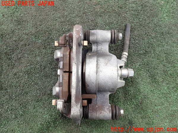 5UPJ-29994080]ジムニー(JB64W)右フロントキャリパー 中古_m0002.jpg