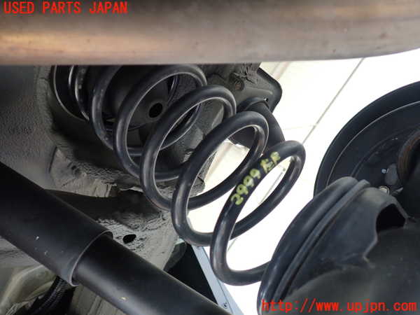 1UPJ-29995105]ジムニー(JB64W)左リアスプリング 中古_m0001.jpg