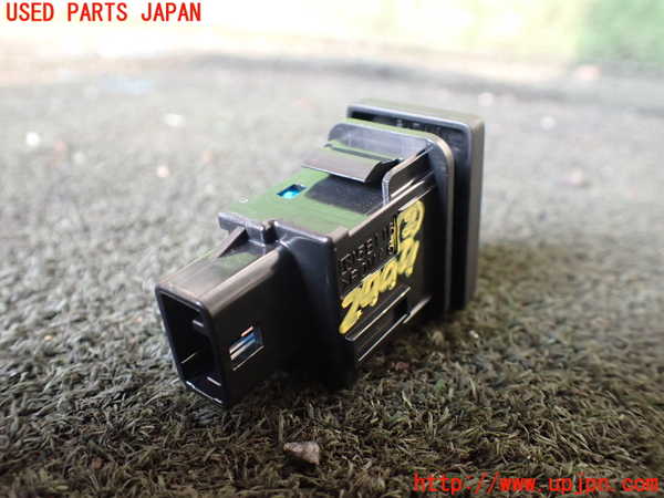 1UPJ-29996307]ジムニー(JB64W)スイッチ2 (オートアイドリングストップOFF) 中古_m0002.jpg