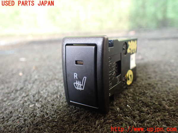 1UPJ-29996310]ジムニー(JB64W)スイッチ5 (運転席シートヒーター) 中古_m0001.jpg