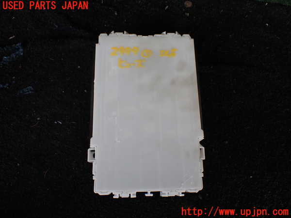 1UPJ-29996741]ジムニー(JB64W)ヒューズボックス1 中古_m0001.jpg
