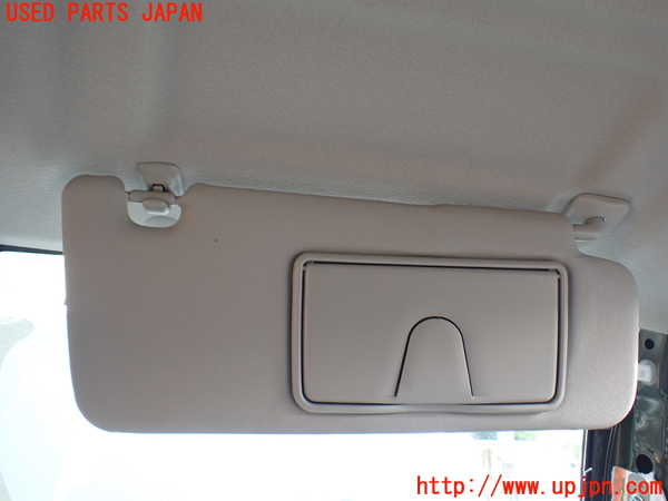 1UPJ-29997625]ジムニー(JB64W)室内サンバイザー右側 中古_m0002.jpg
