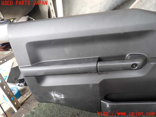 1UPJ-29991264]ジムニー(JB64W)左ドア内張り 中古_m0003.jpg