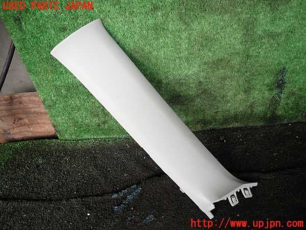 1UPJ-29997660]ジムニー(JB64W)左フロントピラートリム 中古_m0001.jpg