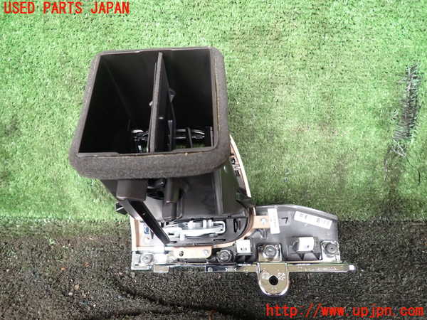 5UPJ-30007526]ジープ・グランドチェロキー(WK36TA)エアコン吹き出し口1 (右) 中古_m0002.jpg