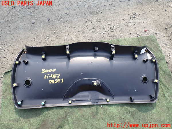 1UPJ-30001578]ジープ・グランドチェロキー(WK36TA)バックドア内張り 中古_m0004.jpg
