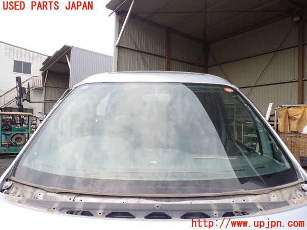 1UPJ-30011195]デリカ スペースギア(PD6W)フロントガラス 中古 ASAHI M334_m0001.jpg