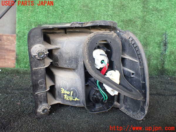 1UPJ-30011536]デリカ スペースギア(PD6W)左テールランプ 中古_m0002.jpg