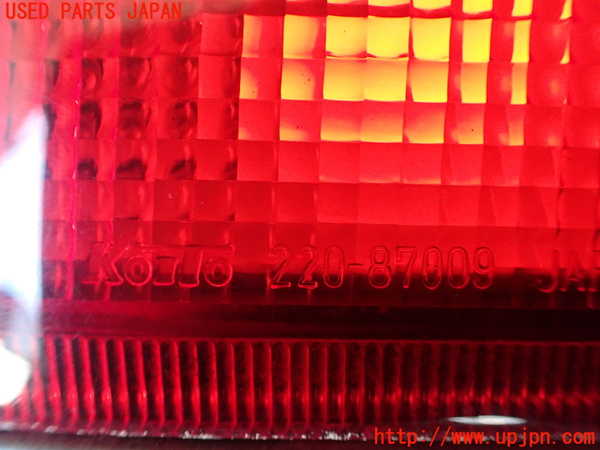 1UPJ-30011536]デリカ スペースギア(PD6W)左テールランプ 中古_m0003.jpg