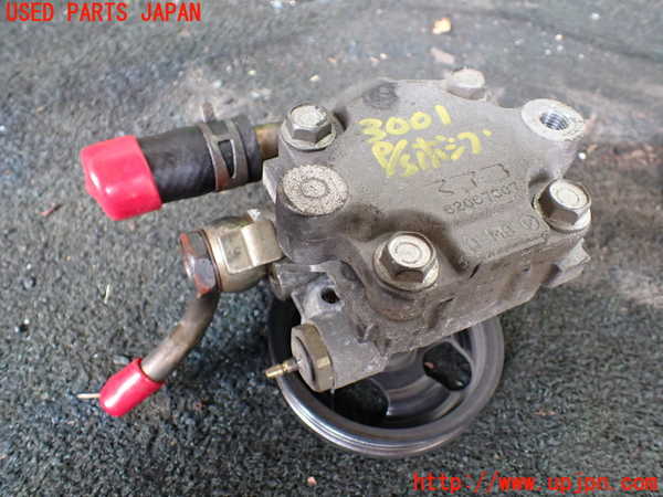 1UPJ-30014250]デリカ スペースギア(PD6W)パワステポンプ 中古_m0002.jpg
