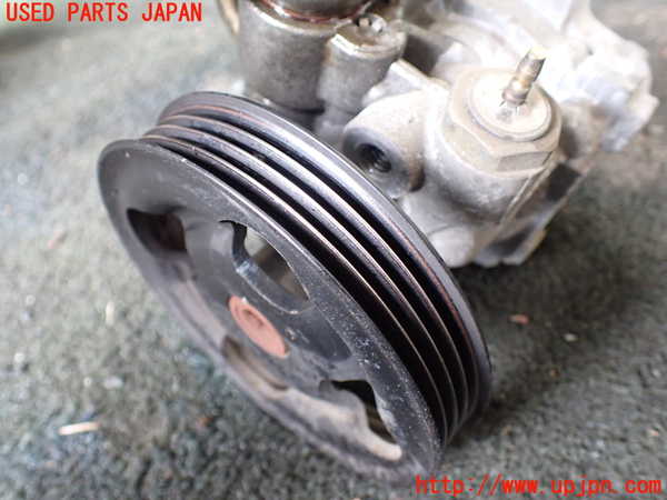 1UPJ-30014250]デリカ スペースギア(PD6W)パワステポンプ 中古_m0003.jpg