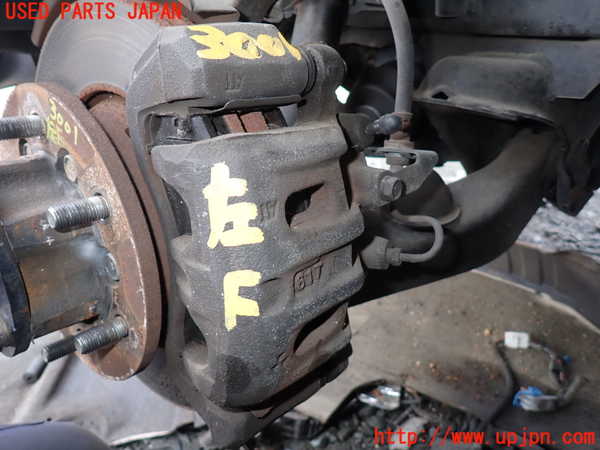 1UPJ-30014085]デリカ スペースギア(PD6W)左フロントキャリパー 中古_m0001.jpg