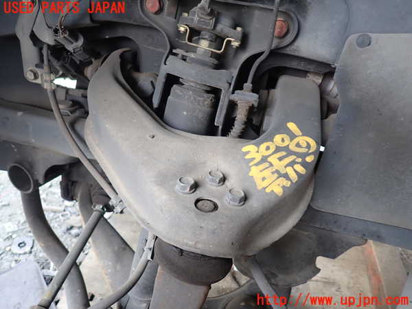 5UPJ-30015136]デリカ スペースギア(PD6W)左フロントアッパーアーム1 中古_m0001.jpg