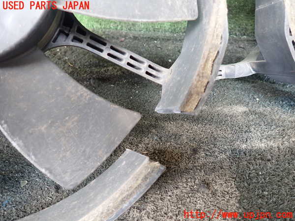 1UPJ-30016836]デリカ スペースギア(PD6W)電動ファン1 中古_m0002.jpg