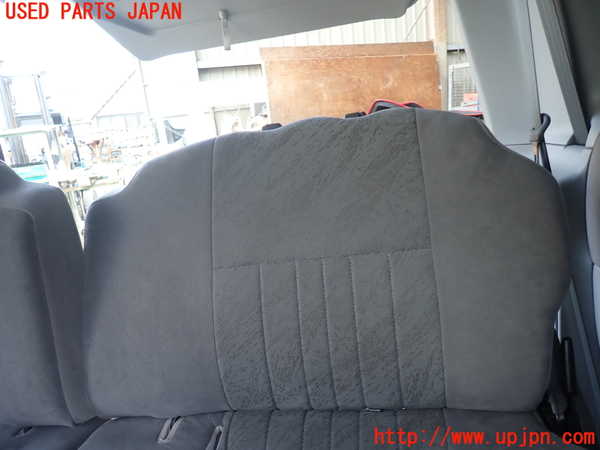 1UPJ-30017265]デリカ スペースギア(PD6W)左3列目シート 中古_m0002.jpg