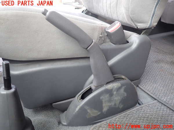 1UPJ-30017550]デリカ スペースギア(PD6W)サイドブレーキレバー 中古_m0001.jpg