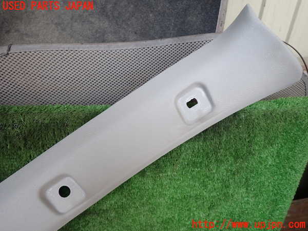 1UPJ-30017655]デリカ スペースギア(PD6W)右フロントピラートリム 中古_m0002.jpg