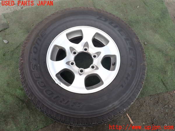 1UPJ-30019028]デリカ スペースギア(PD6W)タイヤ　ホイール　1本③ 225/80R15 中古_m0001.jpg