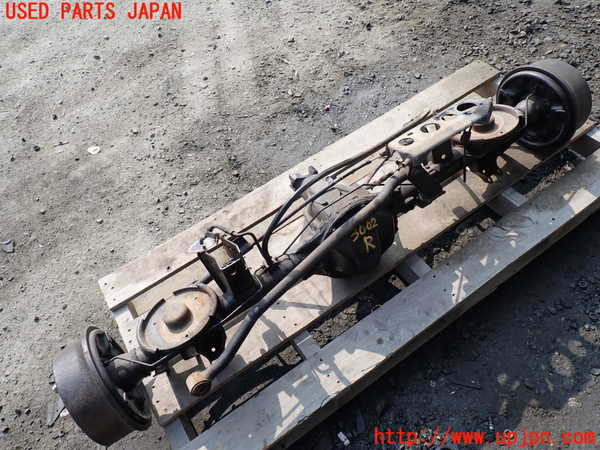 1UPJ-30024400]ジープ・ラングラー(TJ40S)リアデフホーシング 中古_m0001.jpg