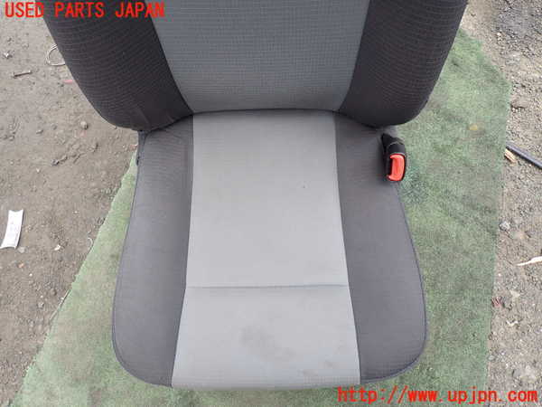 1UPJ-30027035]ジープ・ラングラー(TJ40S)運転席シート 中古_m0003.jpg