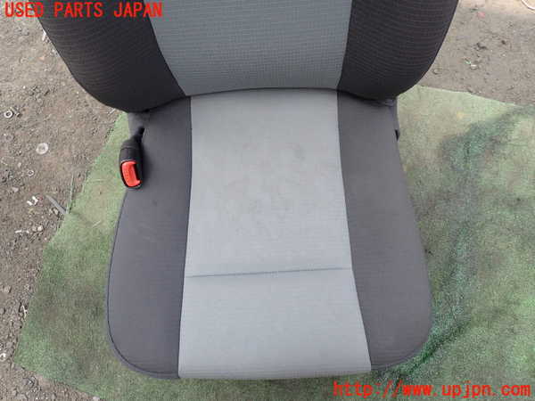 1UPJ-30027065]ジープ・ラングラー(TJ40S)助手席シート 中古_m0003.jpg
