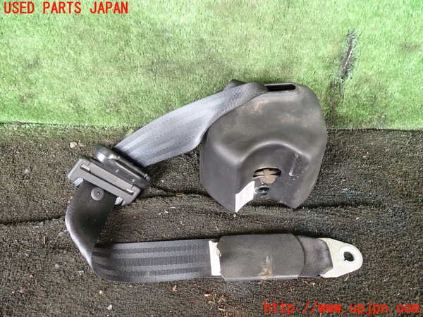 5UPJ-30027155]ジープ・ラングラー(TJ40S)右2列目シートベルト 中古_m0001.jpg