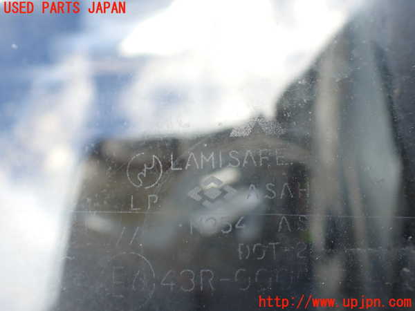 5UPJ-30031195]デリカ スターワゴン(P25W)フロントガラス M354 中古_m0002.jpg