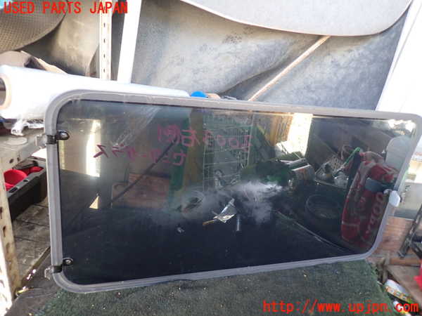 1UPJ-30031370]デリカ スターワゴン(P25W)右サイドセンターガラス 中古_m0002.jpg